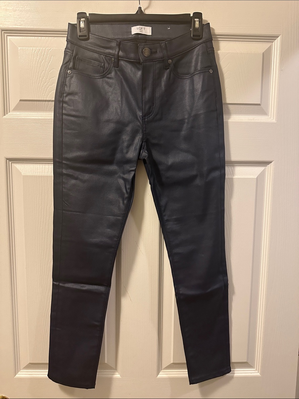 NWT LOFT Outlet Navy Blue Coated Skinny Jeans - Size 4P